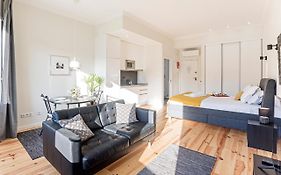 150 Rivoli Apartments By Lovelystay